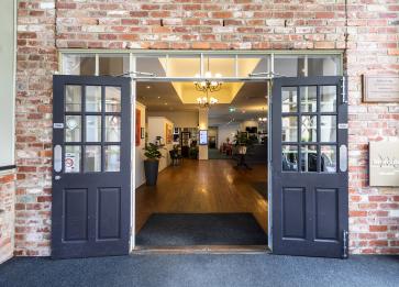Entrance 1