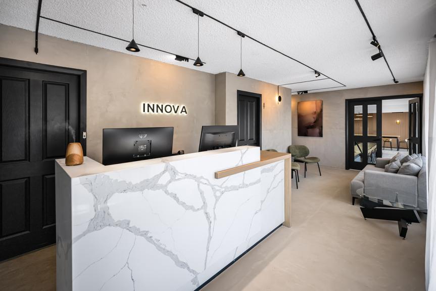 INNOVA MOTEL Reception LR