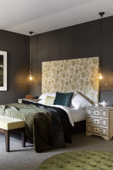 Lake House Sutton Suite Gemmola LR 8