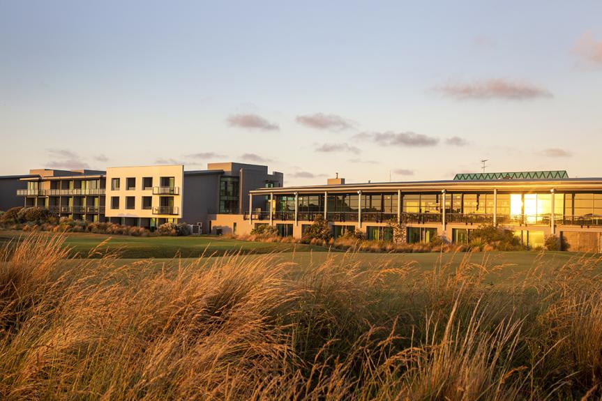 SandsTorquay Resort outdoors