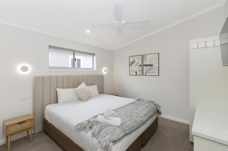 Southcombe Deluxe Villas Main Bedroom